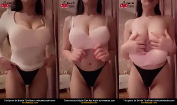 Jasmin’ın Çıplak Vücudu Dolgun Hatun